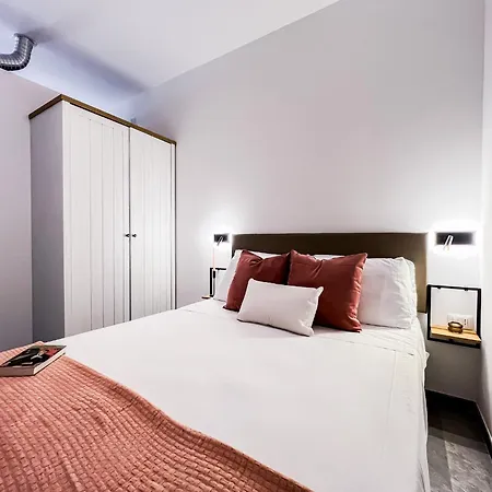 Mono Molara Apartament *