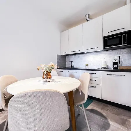 Apartment Mono Molara *